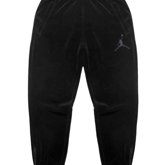 Rare Jordan Velour tracksuit with matching backpack. The size is XXL . - Picture 4 of 16